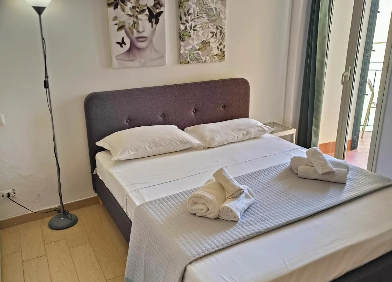 Meithras Holiday Homes Агридженто